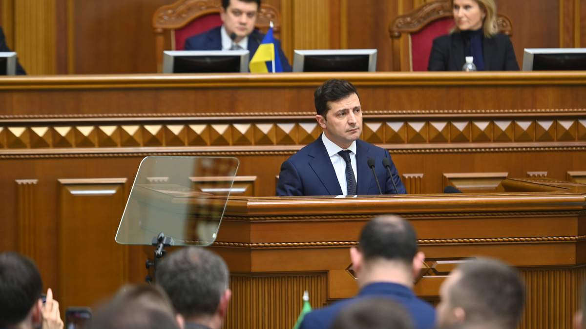 Зеленский отозвал из Рады два важных постановления – о местных выборах и о зарплатах чиновников Зеленский отозвал из Рады два важных постановления – о местных выборах и о зарплатах чиновников