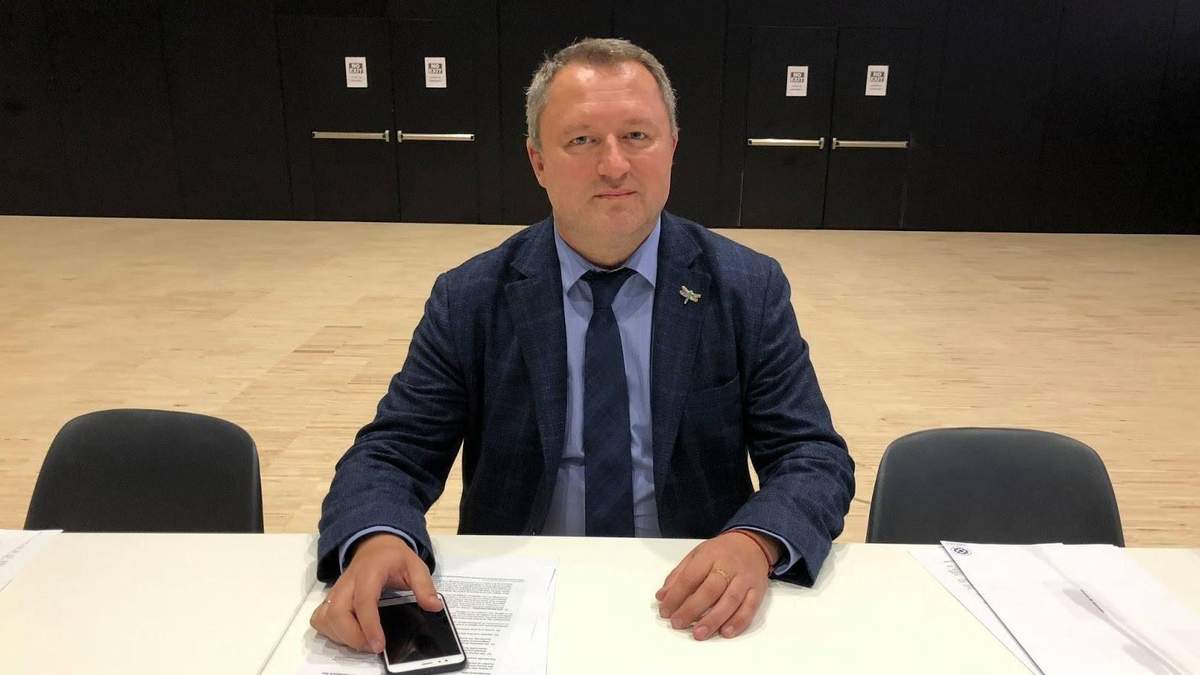 Місцеві вибори на Донбасі: у Слузі народу назвали умови проведення Місцеві вибори на Донбасі: у Слузі народу назвали умови проведення