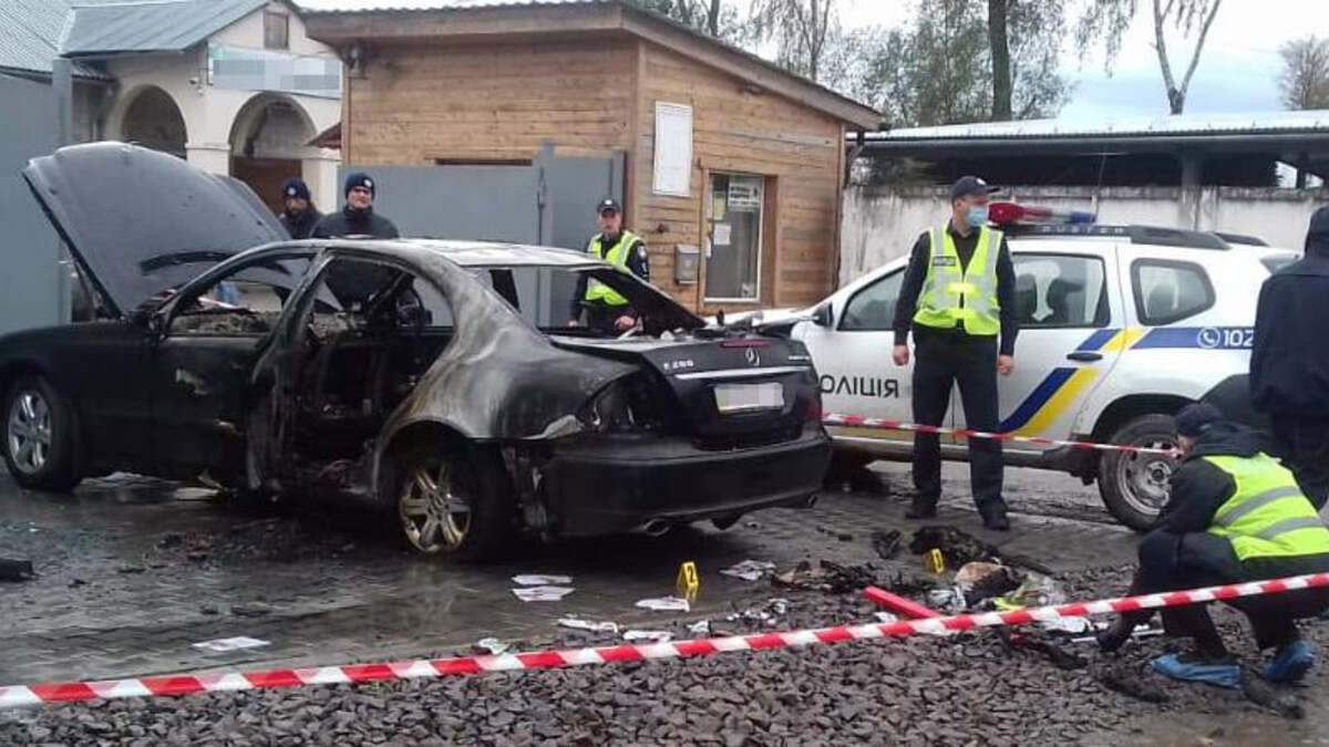 Сожгли авто кандитата на должность главы Дрогобычской ОТГ: детали