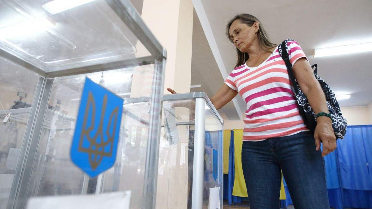 Выросло количество украинцев, идущих на выборы несмотря на эпидемию Выросло количество украинцев, идущих на выборы несмотря на эпидемию