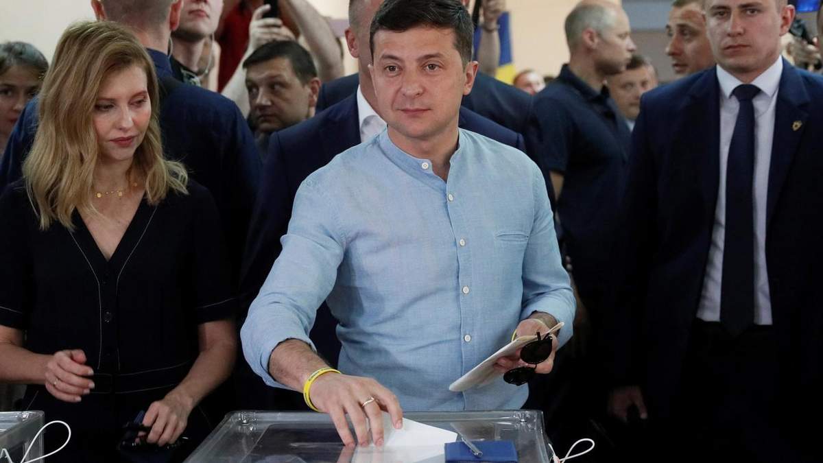 Володимир Зеленський проголосував на місцевих виборах Володимир Зеленський проголосував на місцевих виборах