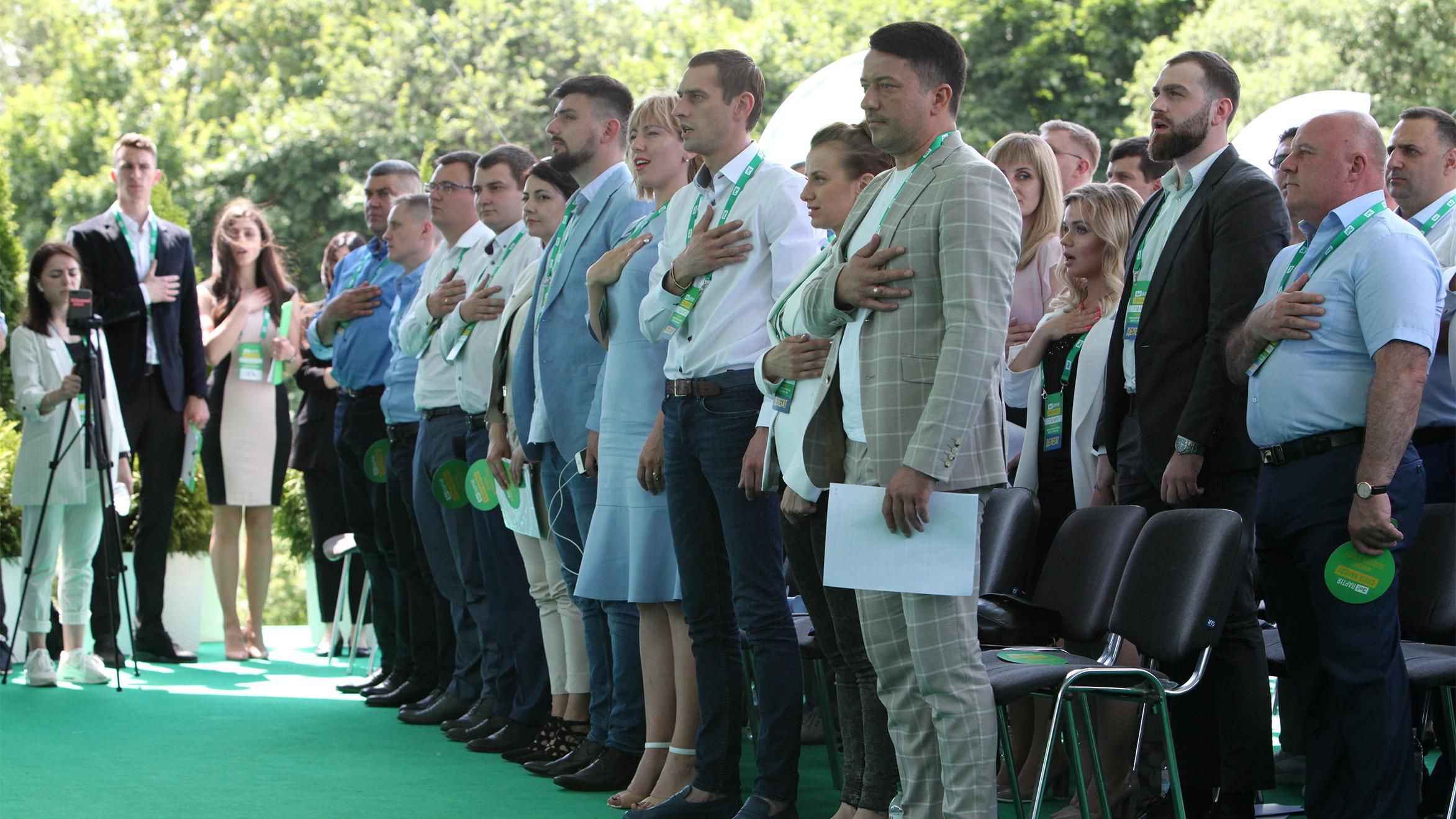 Зеленский назначил кураторов областей: какова причина – список