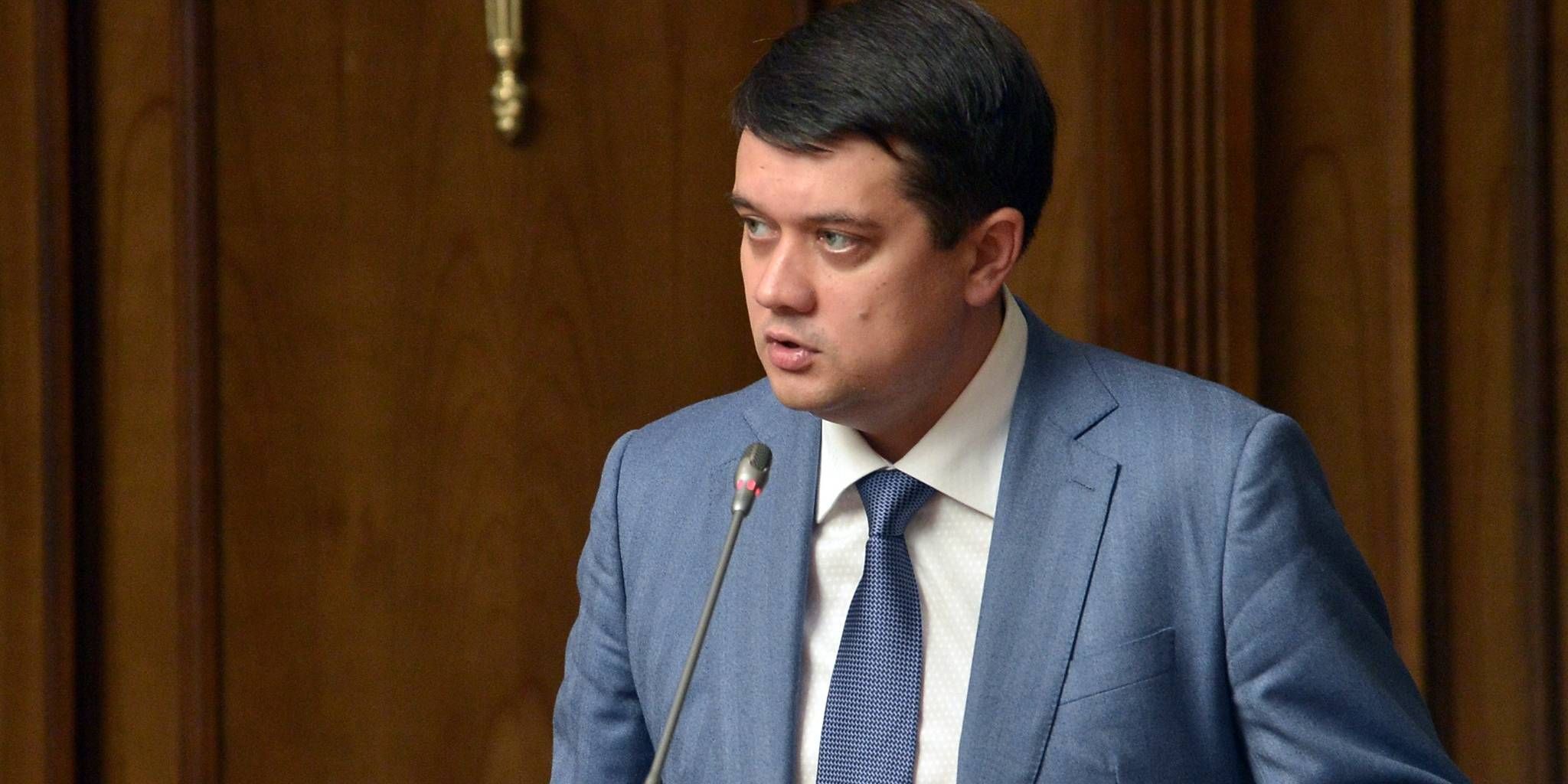 Разумков назвал проблемы "Слуги народа" на местных выборах в Украине
