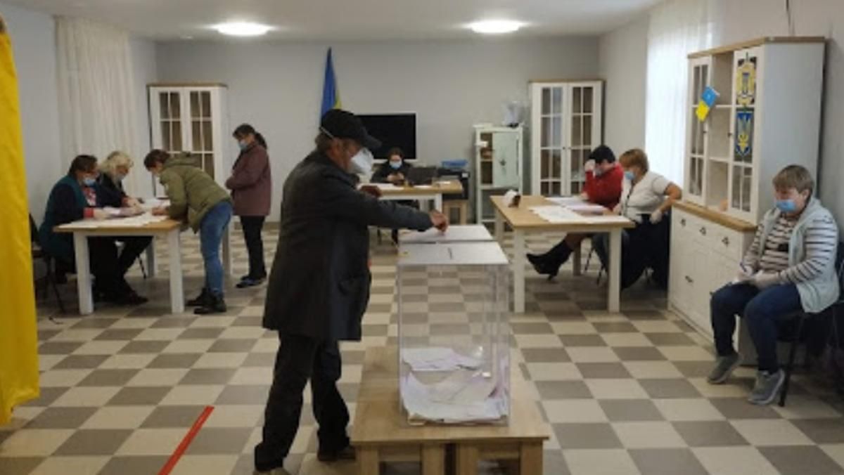 Мешканці села Чаусово-2 влаштували собі альтернативні вибори