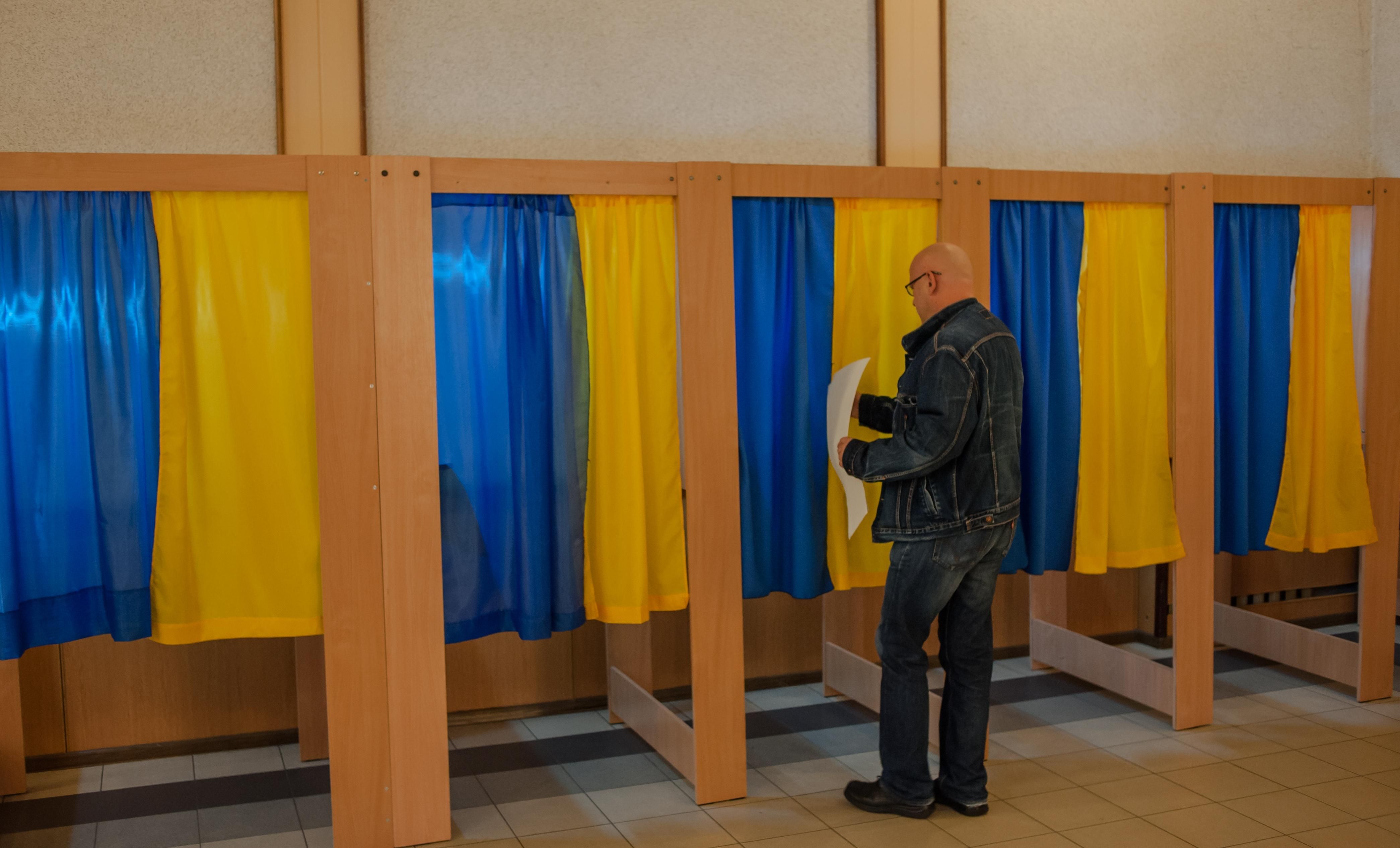 Місцеві вибори в Україні: скільки кримінальних справ відкрили